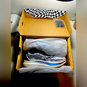 Saucony Endorphin Speed 2.